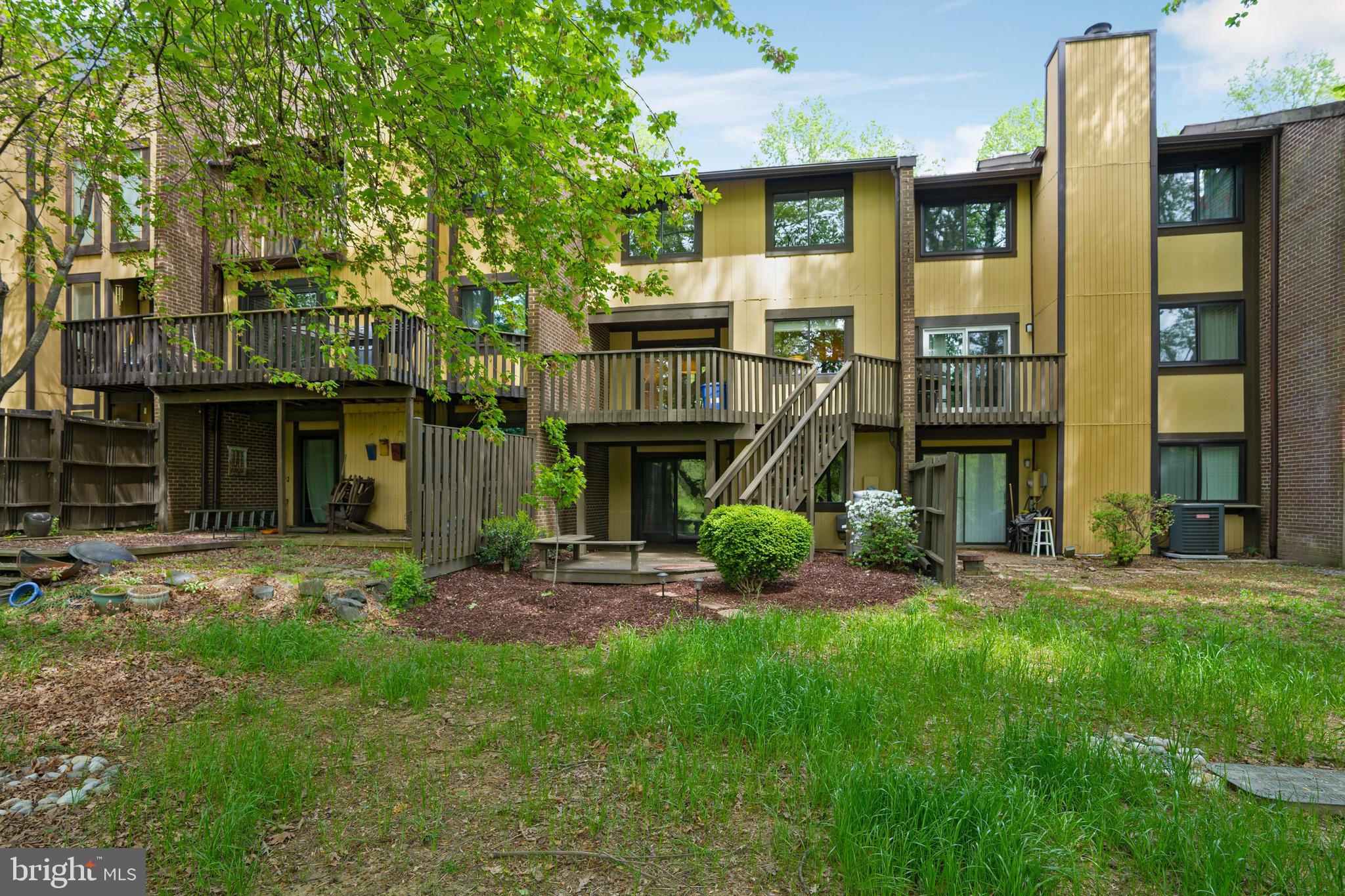 2140 Glencourse Lane Reston, VA 20191 - Photo 30 of 34 Gallery Image 30