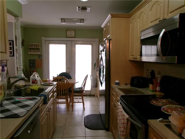 $250,000 | 3652 West Loyola Drive, Kenner, LA 70065