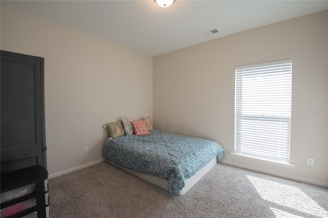 279 Chestnut Drive Brunswick, GA 31523 - Photo 12 of 47