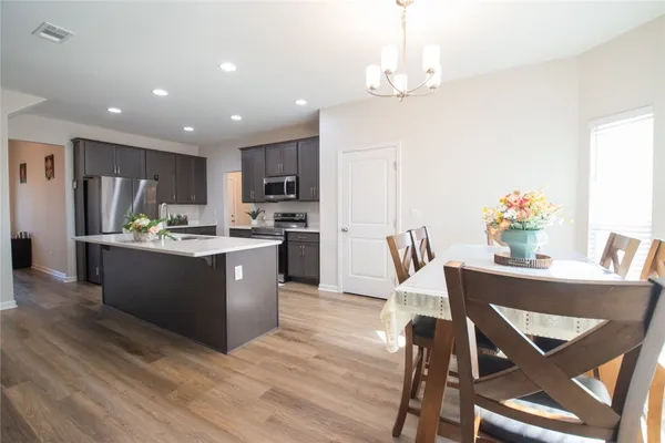 $415,000 | 279 Chestnut Drive, Brunswick, GA 31523