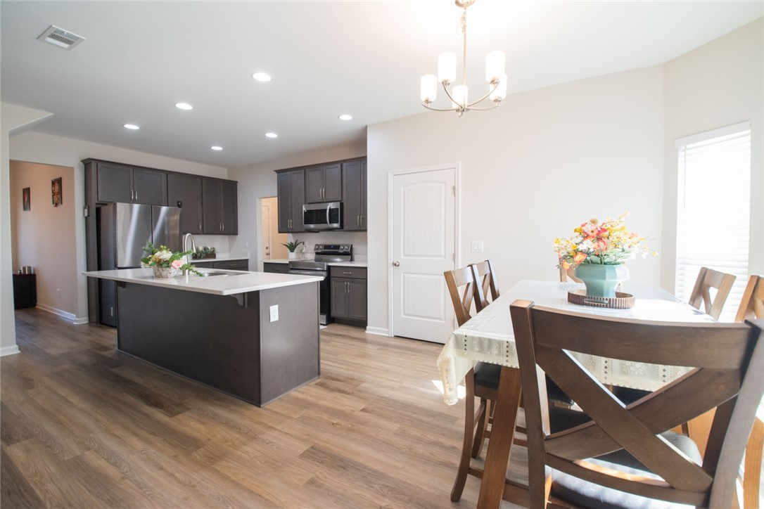 279 Chestnut Drive Brunswick, GA 31523 - Photo 18 of 47