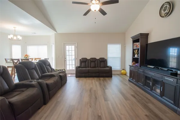 $415,000 | 279 Chestnut Drive, Brunswick, GA 31523