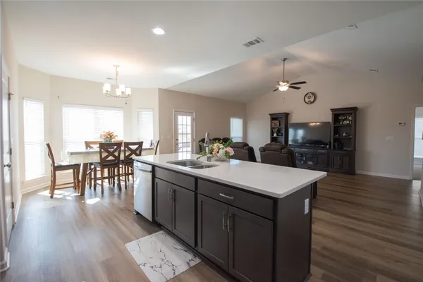 $415,000 | 279 Chestnut Drive, Brunswick, GA 31523