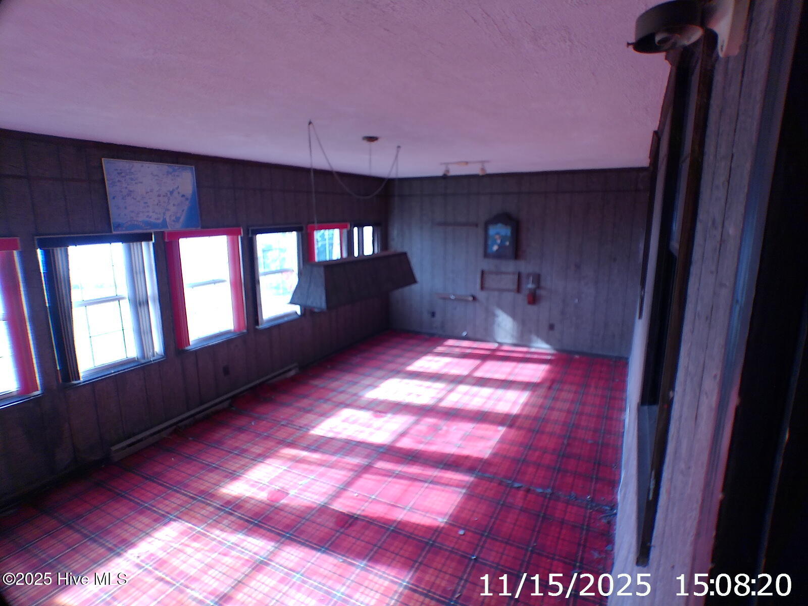 153 Webb Street Hertford, NC 27944 - Photo 8 of 17 den R