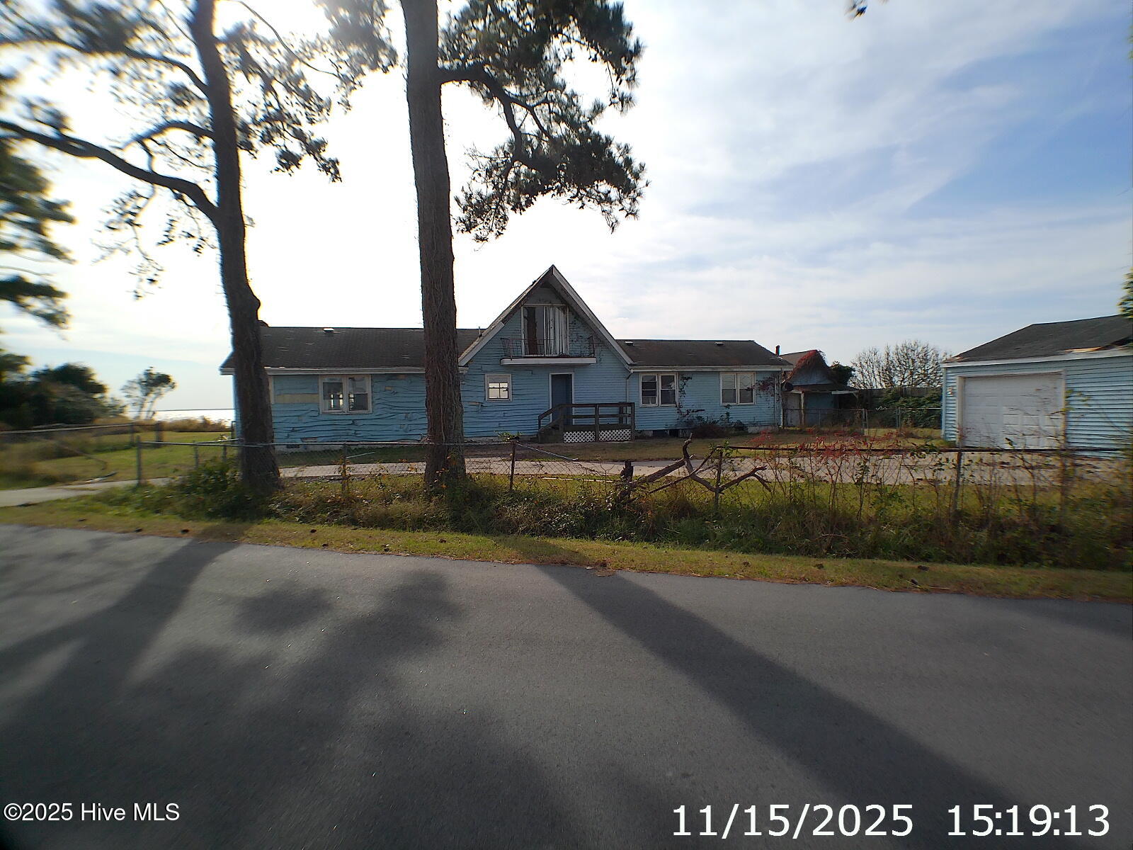 153 Webb Street Hertford, NC 27944 - Photo 10 of 17 front e