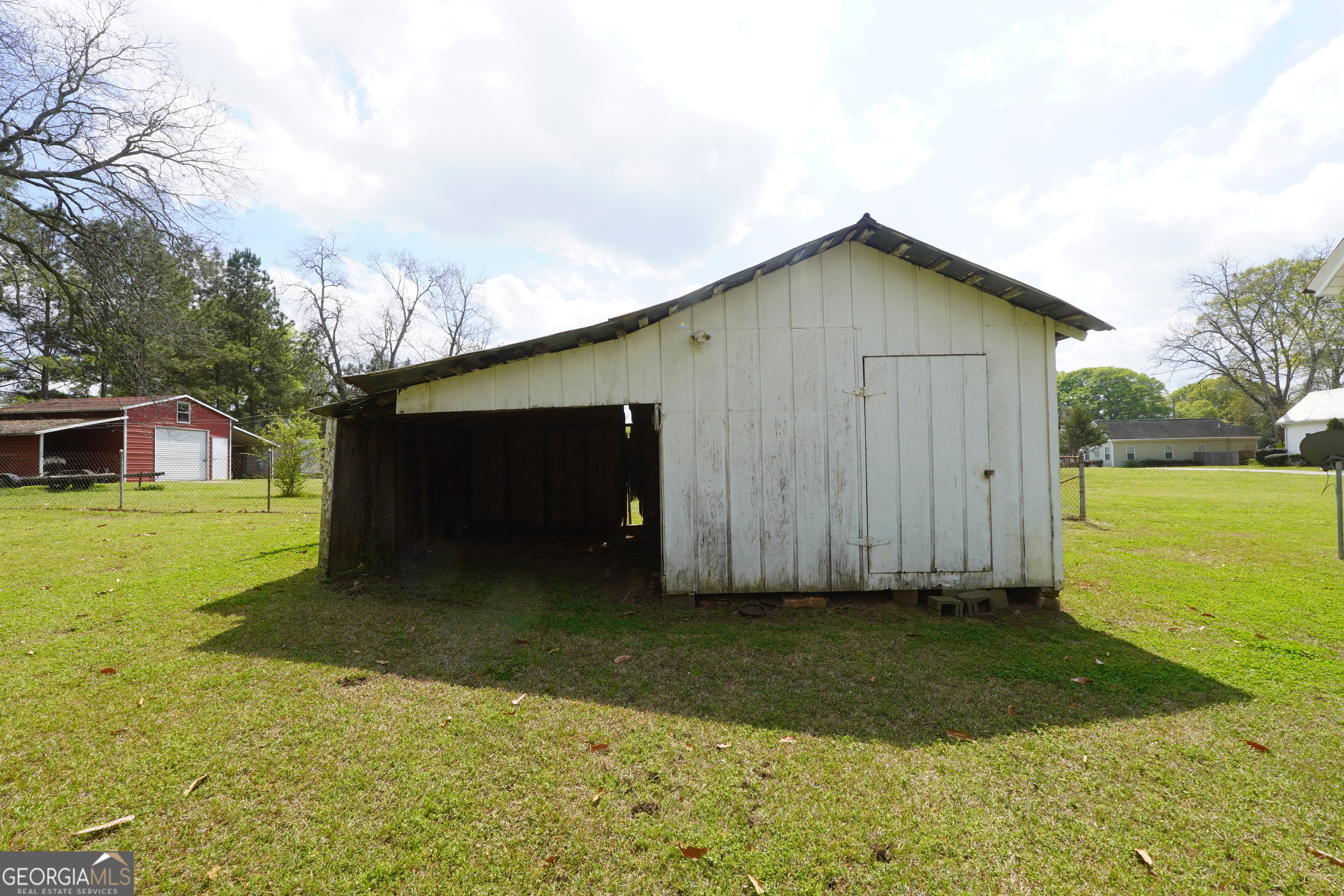 27 Smith Street Locust Grove, GA 30248 - Photo 11 of 15