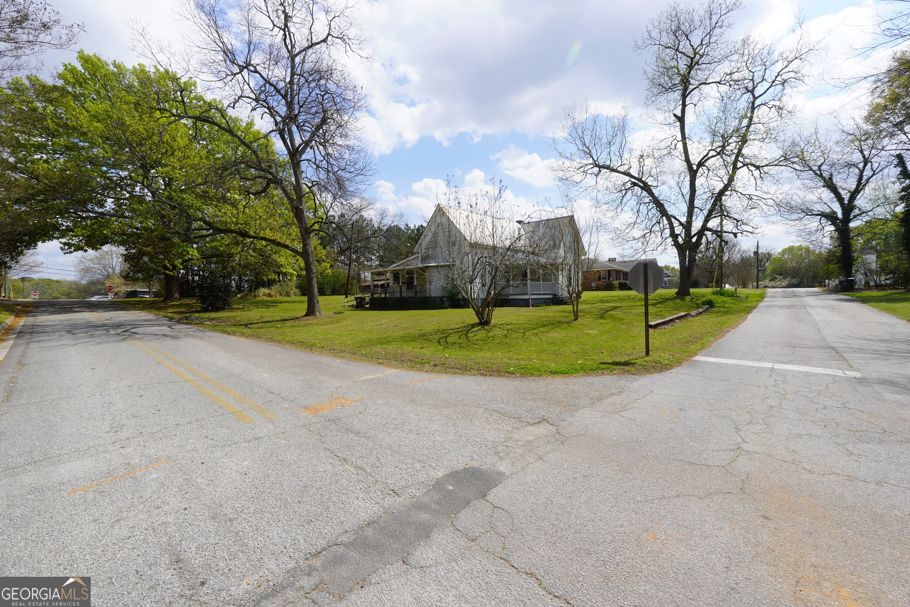 27 Smith Street Locust Grove, GA 30248 - Photo 6 of 15