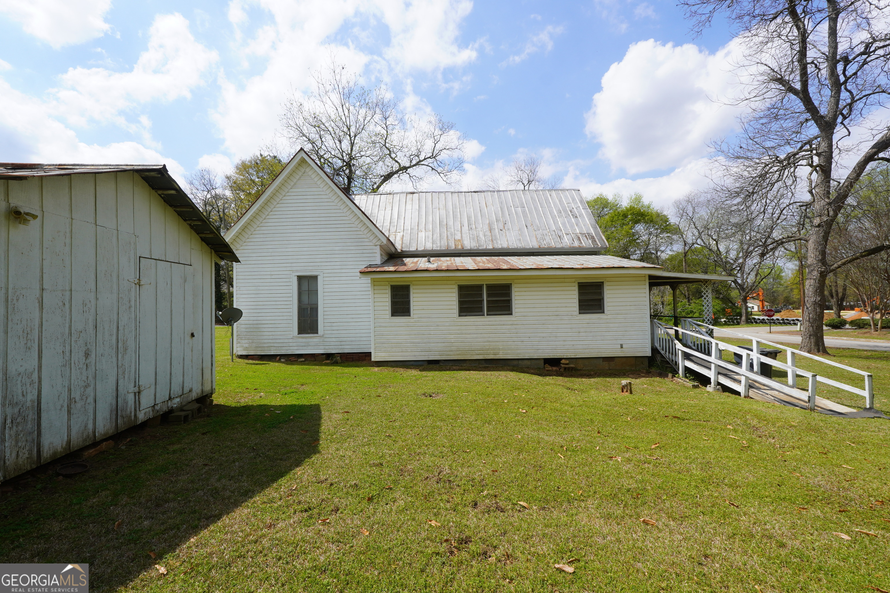 27 Smith Street Locust Grove, GA 30248 - Photo 9 of 15