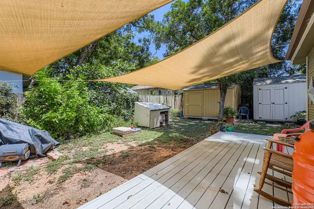 $335,000 | 428 West Lullwood Avenue, San Antonio, TX 78212