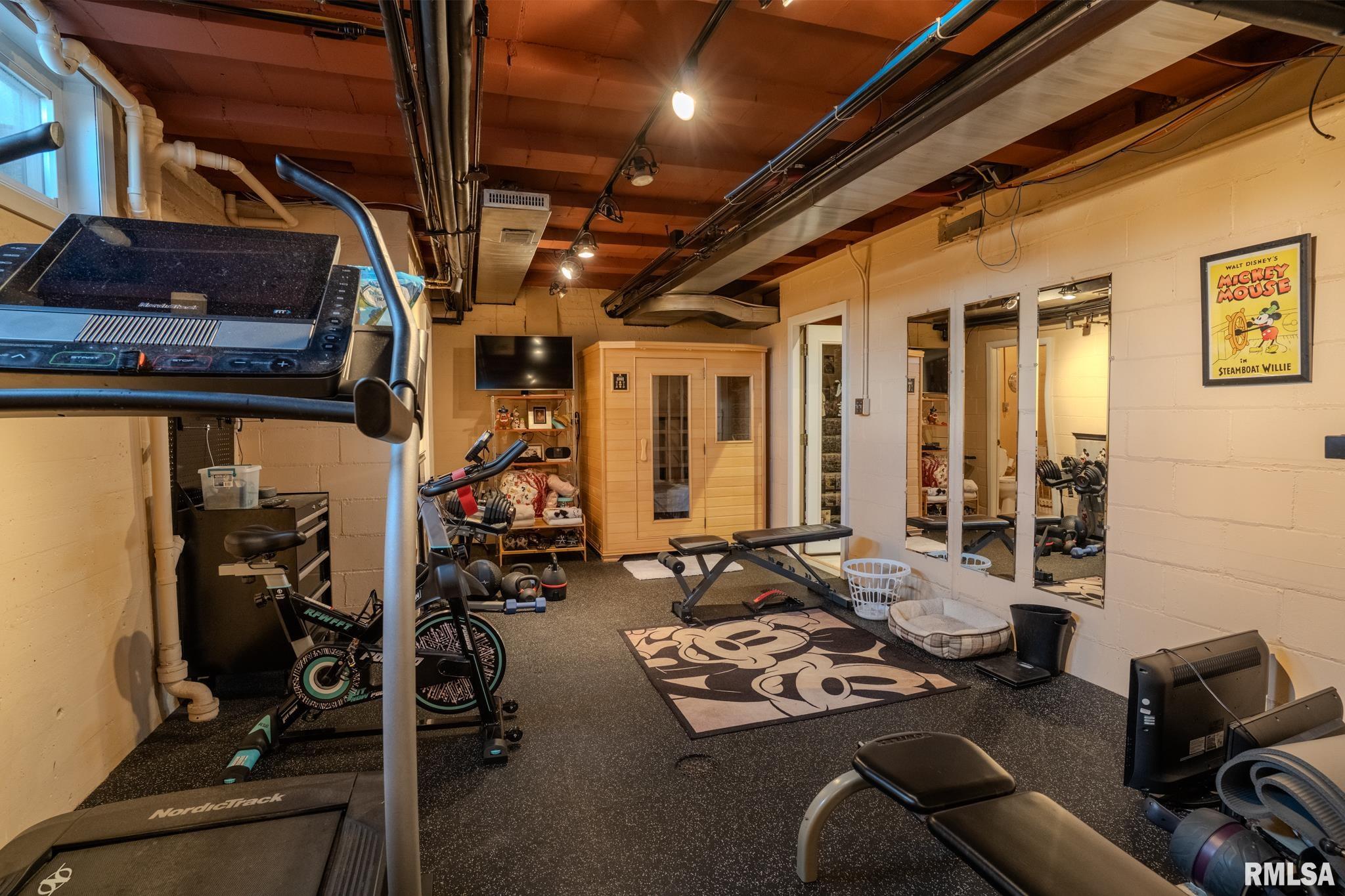 1400 8th Avenue South Clinton, IA 52732 - Photo 50 of 58