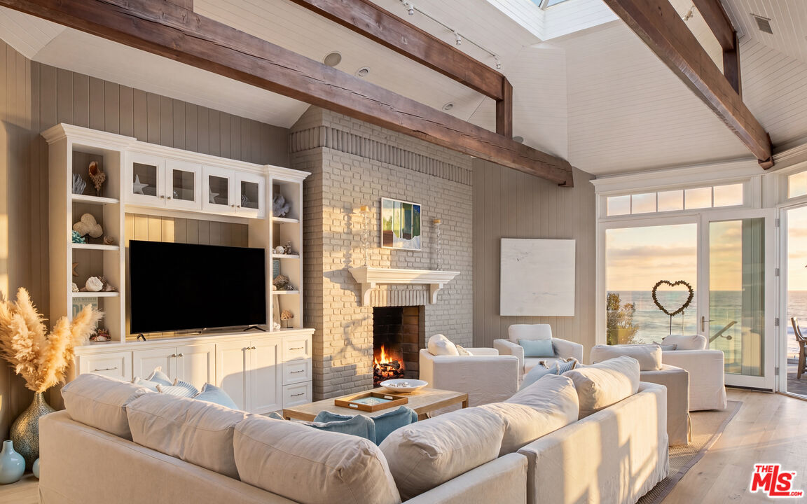 30760 Broad Beach Road Malibu, CA 90265 - Photo 11 of 43