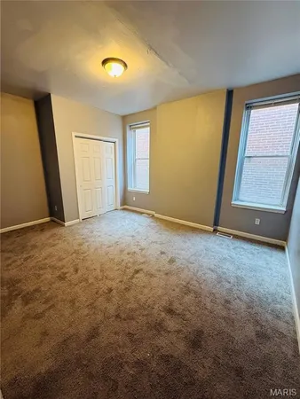 $1,295 | 5345 Wells Avenue, Unit 2, St. Louis, MO 63112