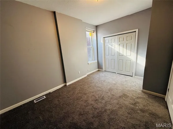 $1,295 | 5345 Wells Avenue, Unit 2, St. Louis, MO 63112