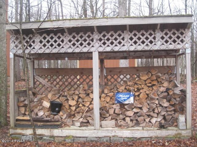 135 Tanager Road Lackawaxen, PA 18435 - Photo 43 of 49