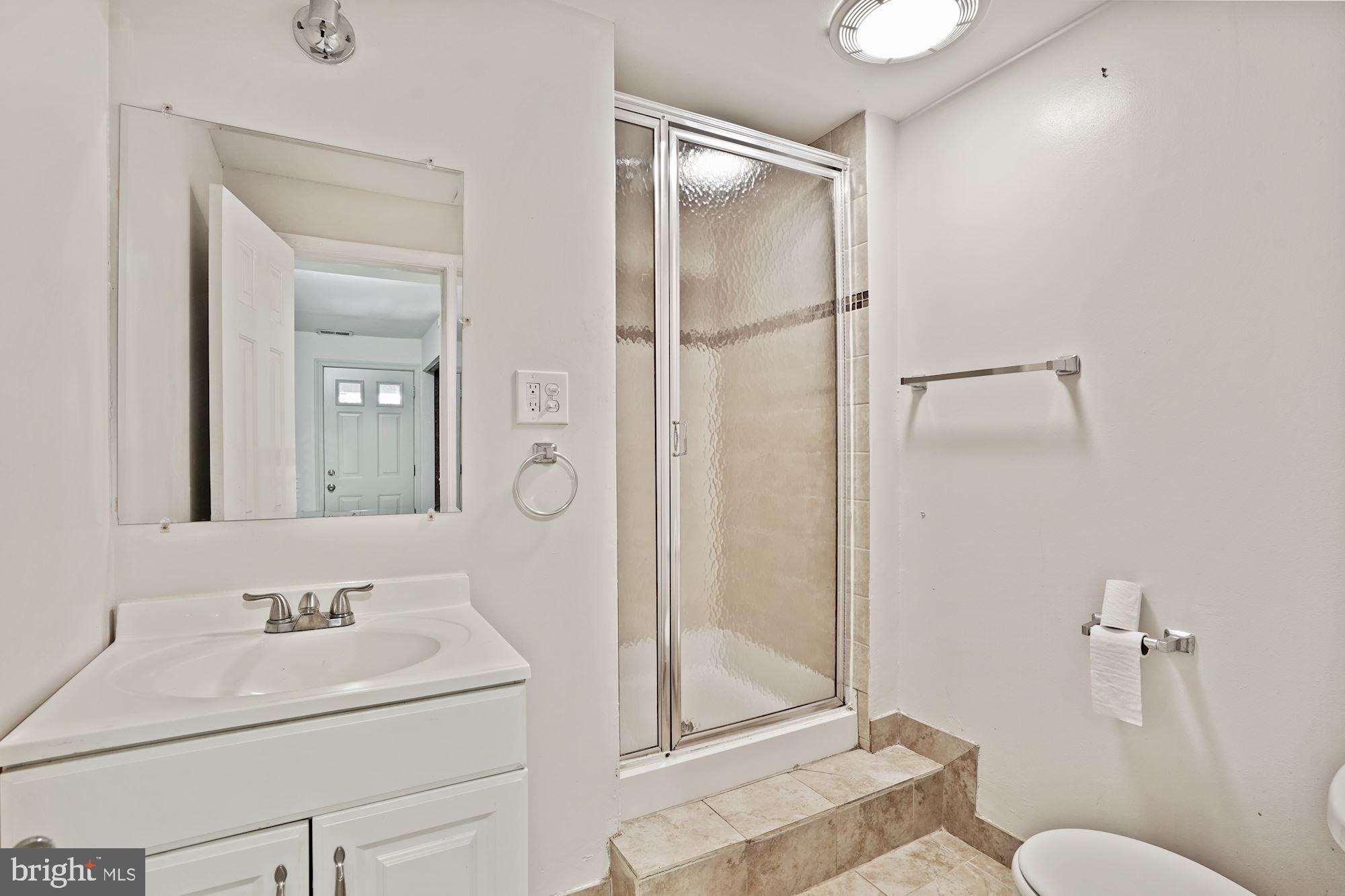8078 Donegal Lane Springfield, VA 22153 - Photo 34 of 42