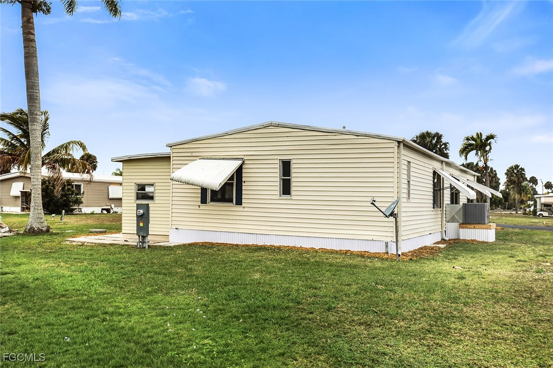 13651 Grackle Road Fort Myers, FL 33908 - Photo 37 of 43