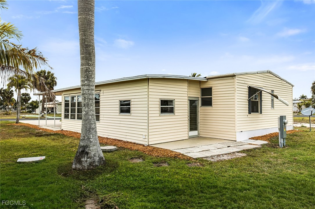 13651 Grackle Road Fort Myers, FL 33908 - Photo 38 of 43