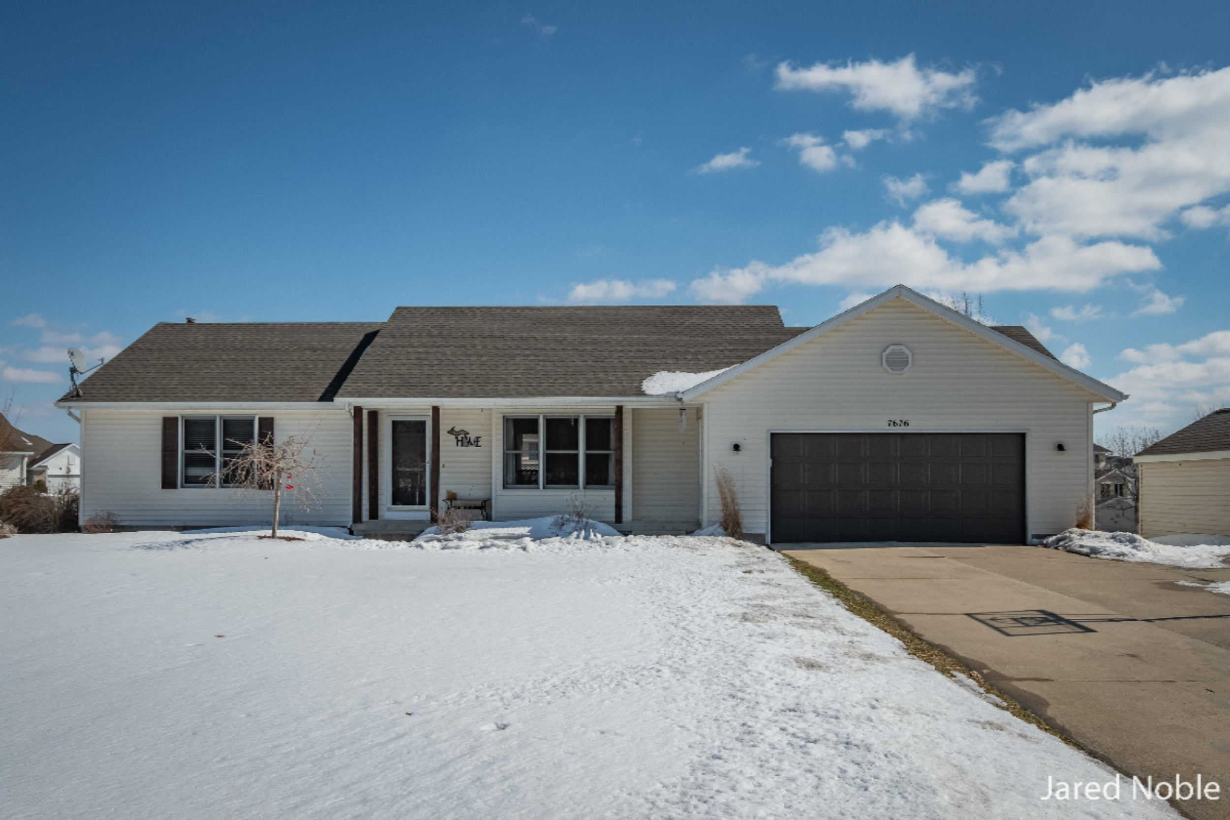 7676 Park Ridge Drive Southwest Jenison, MI 49428 - Photo 3 of 45 Photo-13