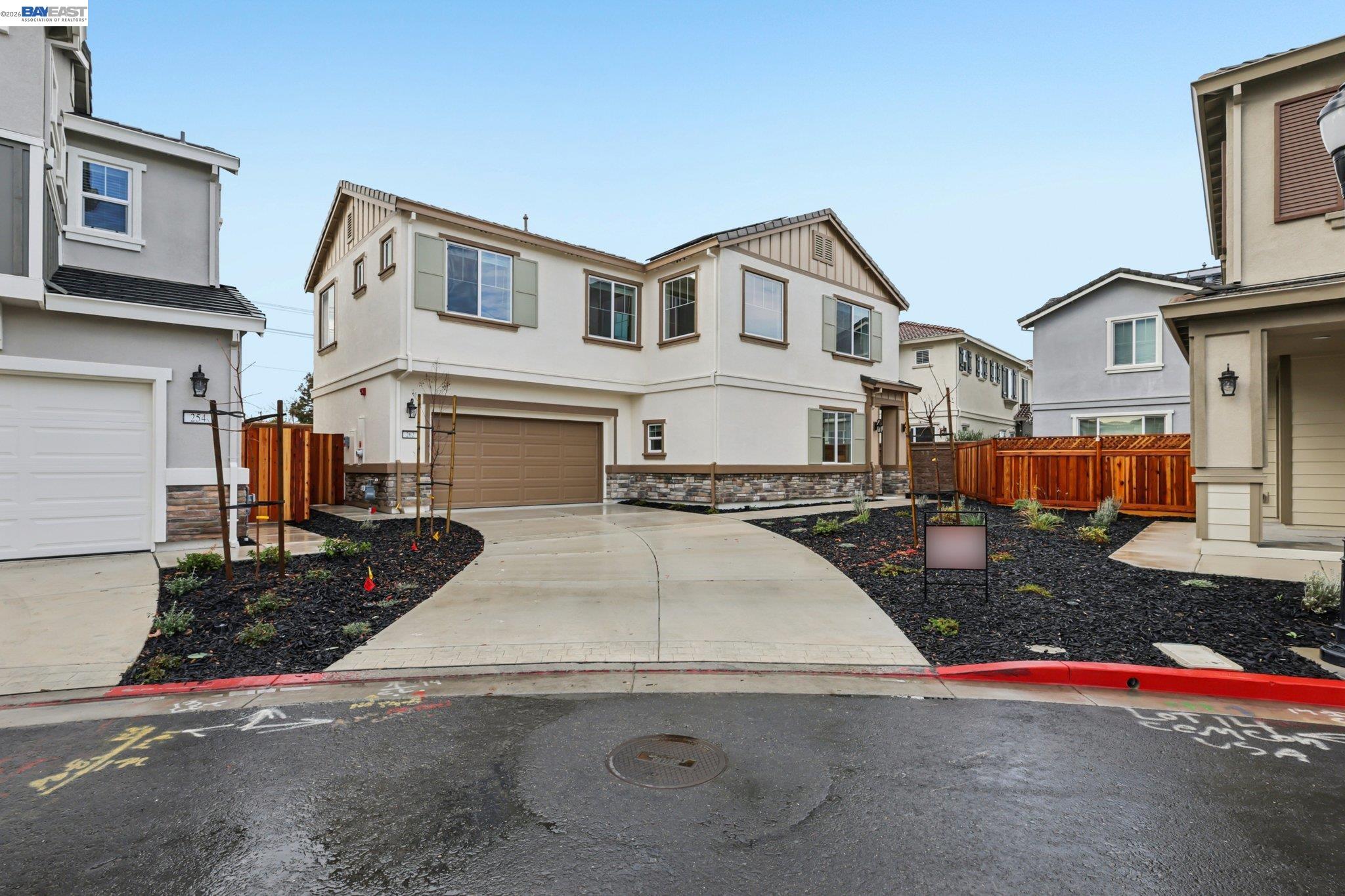 208 Mindy Way Pittsburg, CA 94565 - Photo 2 of 31