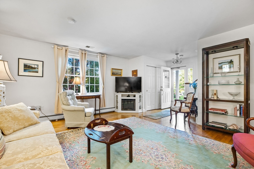 66 Mann Road Scituate, MA 02066 - Photo 2 of 23