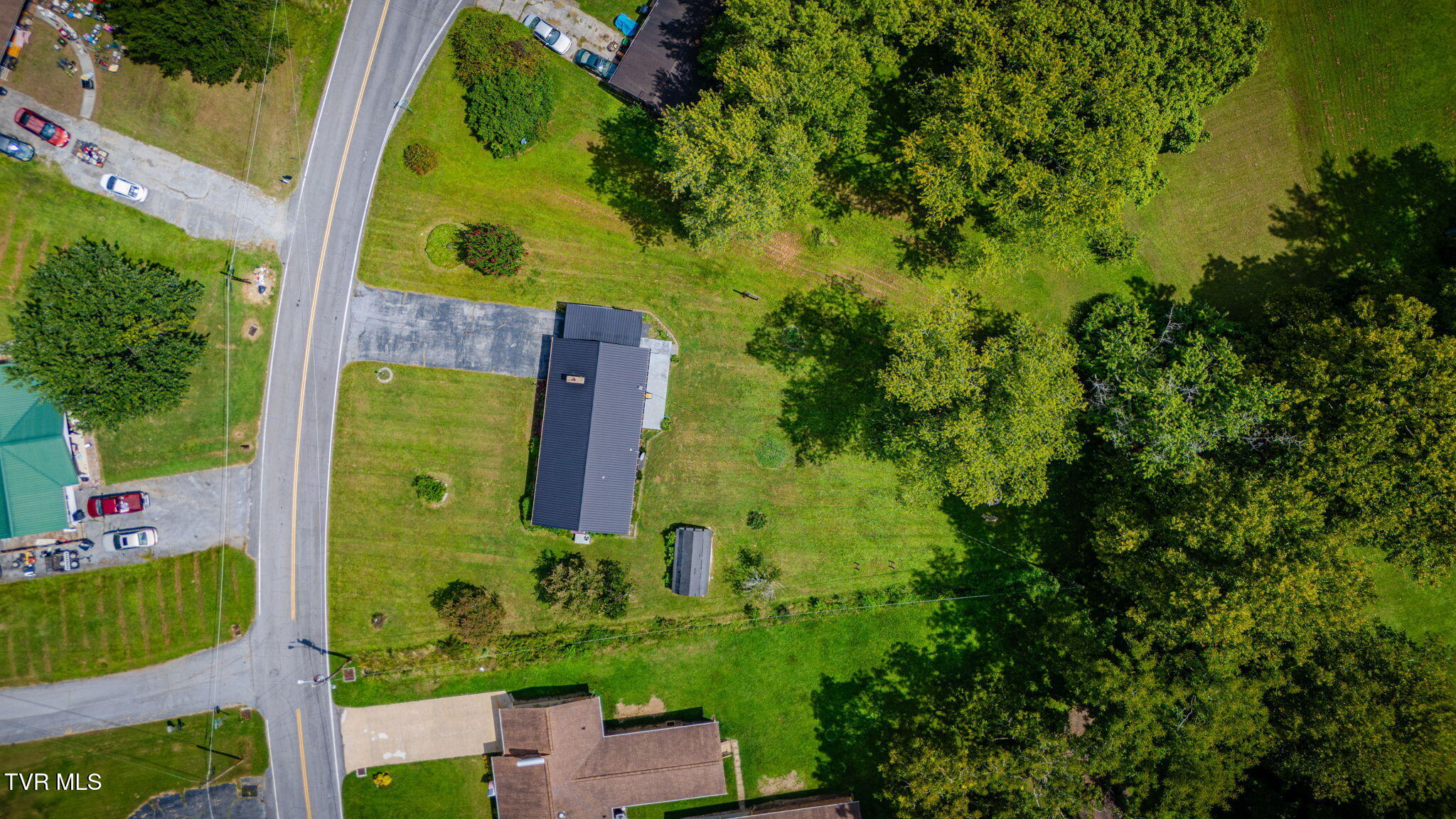 2012 Diana Road Kingsport, TN 37660 - Photo 31 of 32 105