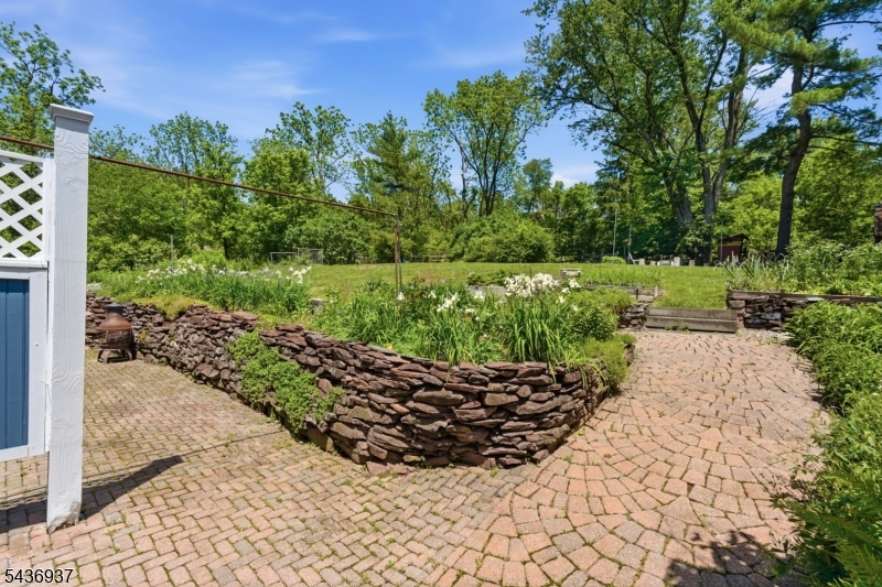 60 Pleasant Run Road Flemington, NJ 08822 - Photo 28 of 48