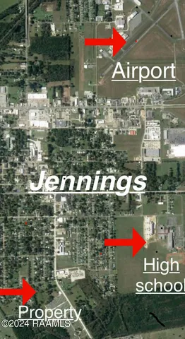 $6,000 | 903 Evangeline Highway, Jennings, LA 70546