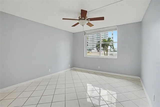 $2,400 | 1009 North Ocean Boulevard, Unit 110, Pompano Beach, FL 33062