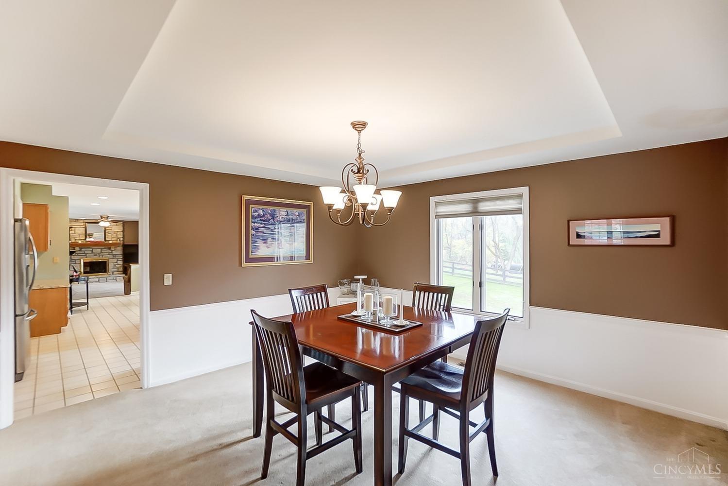 6465 Mapleton Avenue Cincinnati, OH 45233 - Photo 6 of 48 Gallery Image 6
