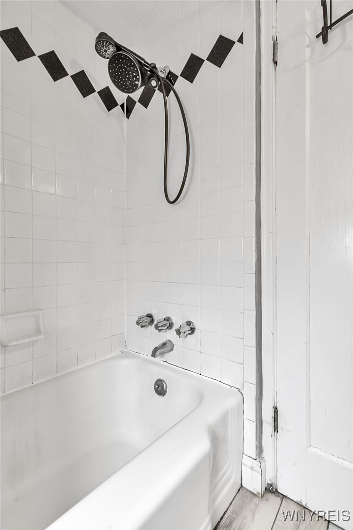 134 Reist Street Amherst, NY 14221 - Photo 11 of 18