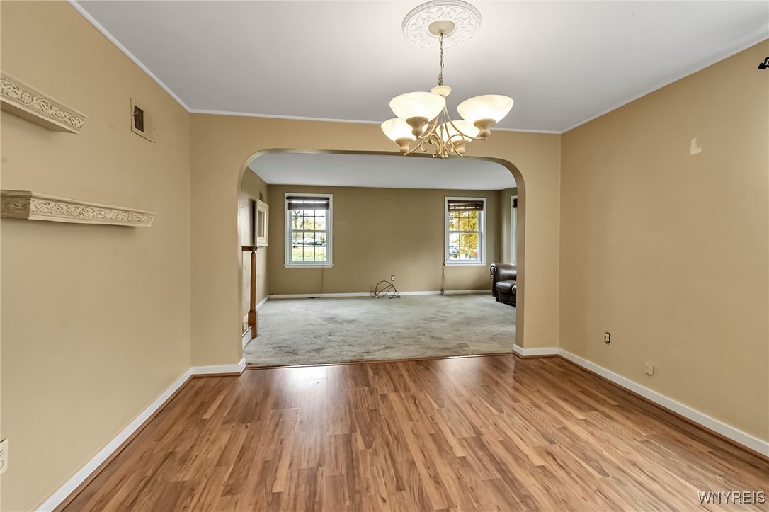 134 Reist Street Amherst, NY 14221 - Photo 4 of 18 dining area