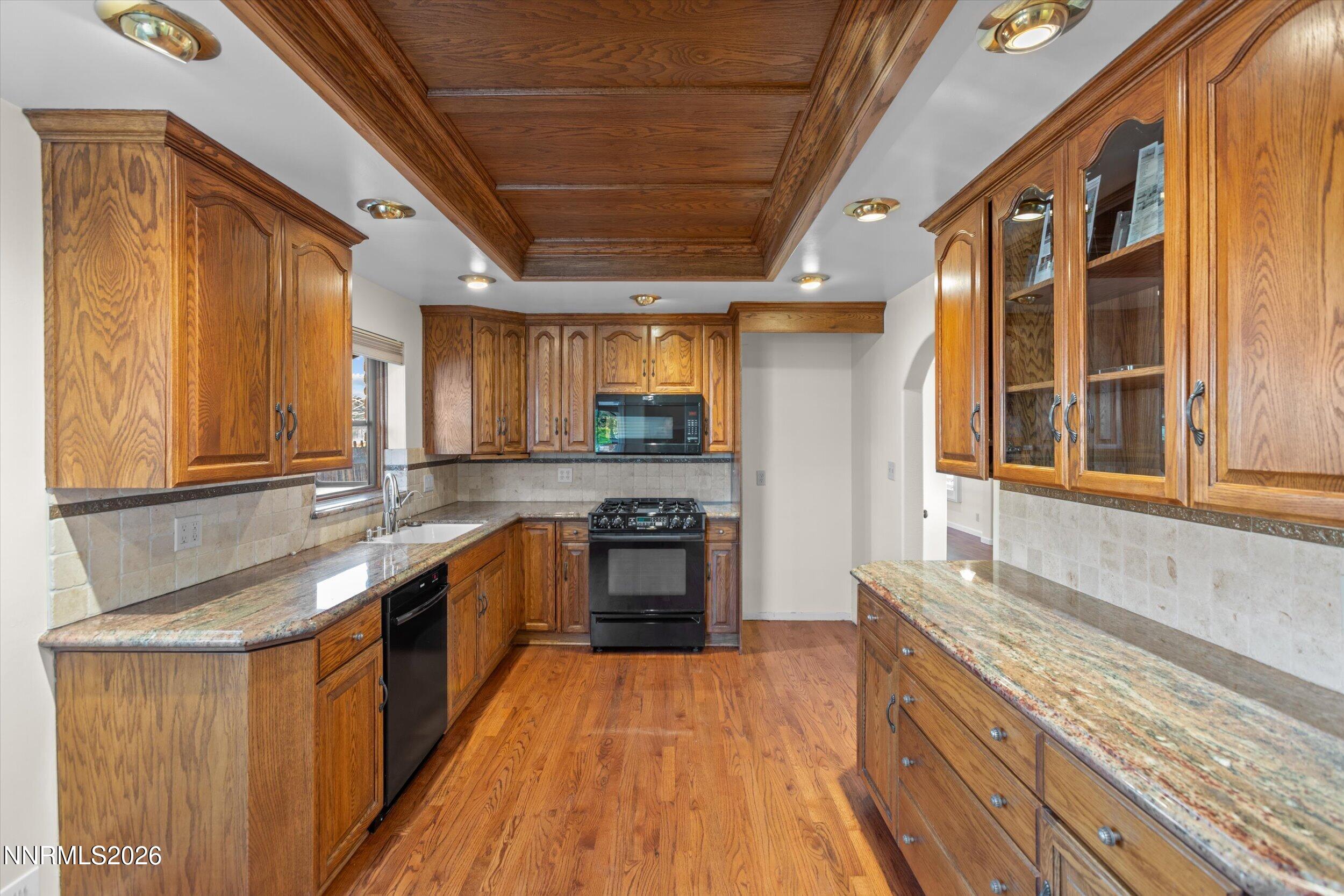 255 Circle Drive Reno, NV 89509 - Photo 6 of 28 23-0Y7A3045