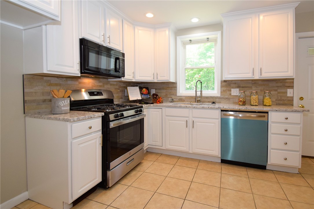 1 Eldorado Place Rochester, NY 14613 - Photo 22 of 47