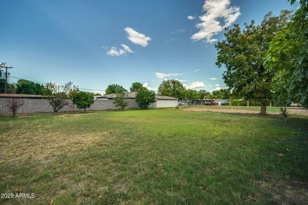 $600,000 | 5704 North 11th Avenue, Unit 7, Phoenix, AZ 85013