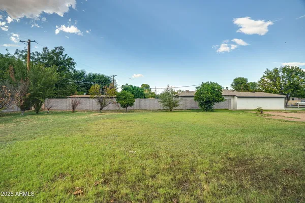 $600,000 | 5704 North 11th Avenue, Unit 7, Phoenix, AZ 85013