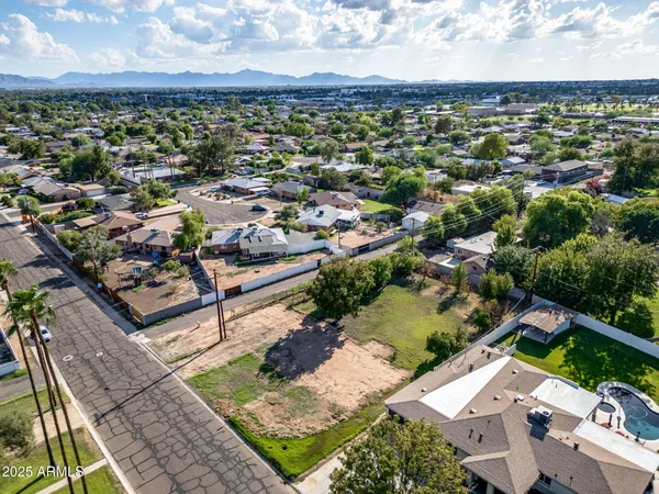 $600,000 | 5704 North 11th Avenue, Unit 7, Phoenix, AZ 85013