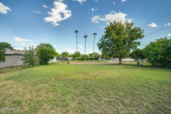 $600,000 | 5704 North 11th Avenue, Unit 7, Phoenix, AZ 85013