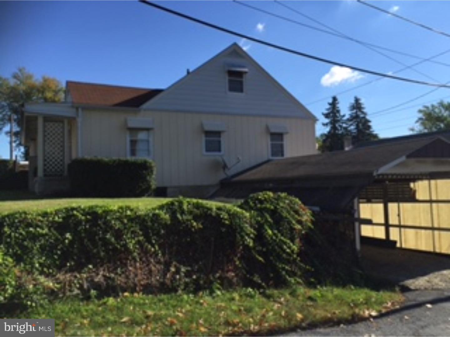 1612 Gregg Street Reading, PA 19607 - Photo 4 of 23
