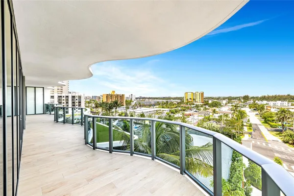 $3,395,000 | 900 North Ocean Boulevard, Unit 606, Pompano Beach, FL 33062