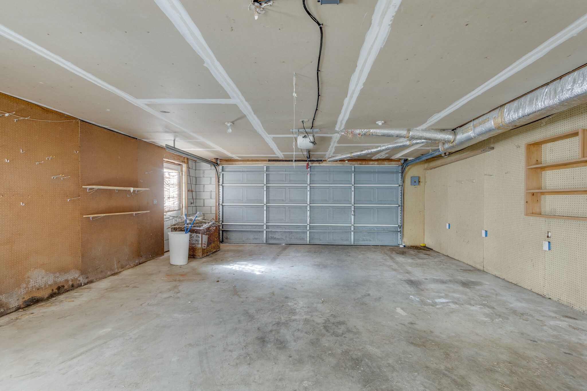7393 Walker Road Fairview, TN 37062 - Photo 21 of 25 a view of a garage