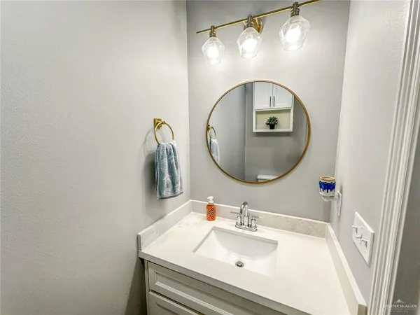 $2,500 | 4005 Water Lily Avenue, McAllen, TX 78504