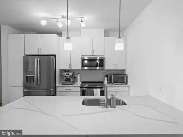 $577,000 | 10755 Fairgrounds Drive, Unit 223, Fairfax, VA 22030