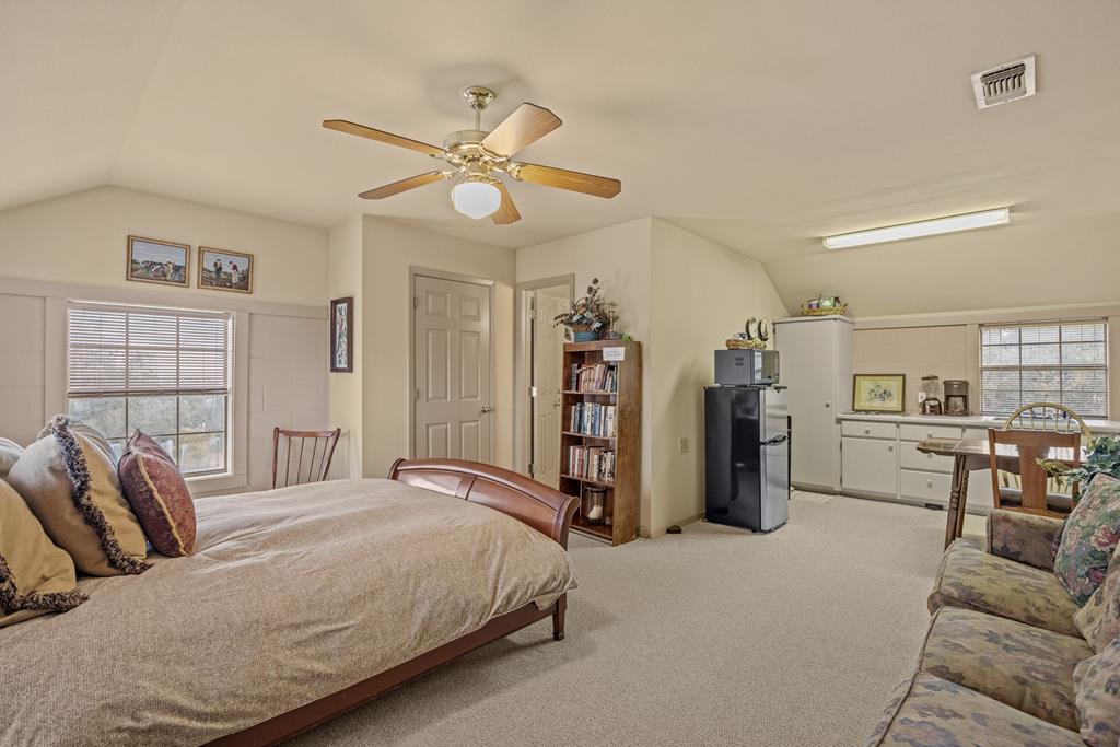 204 Ranch House Road Kerrville, TX 78028 - Photo 39 of 51 Gallery Image 39