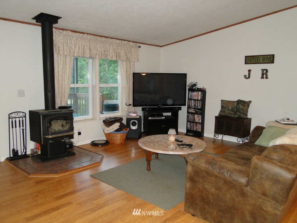708 North Machias Road Lake Stevens, WA 98258 - Photo 5 of 13 Gallery Image 5