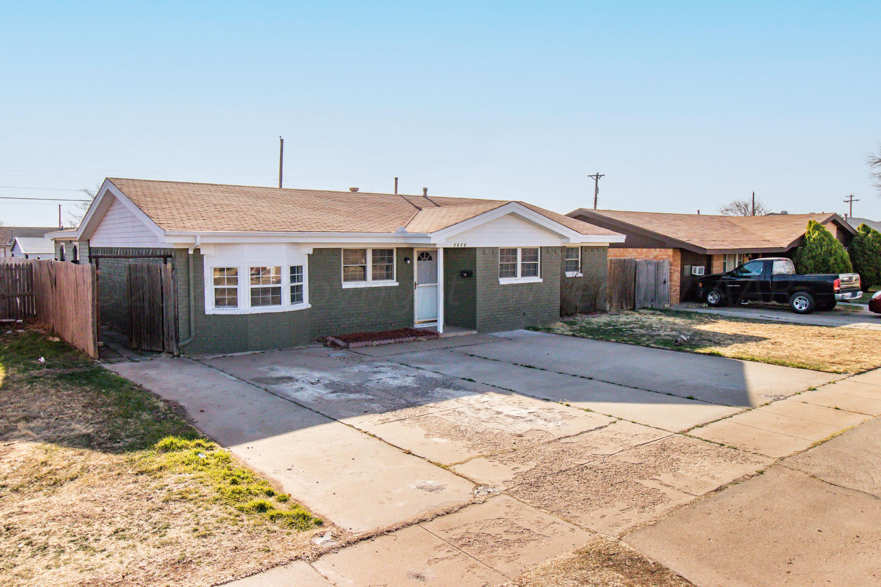 1612 Heather Street Amarillo, TX 79107 - Photo 1 of 31 FRONT