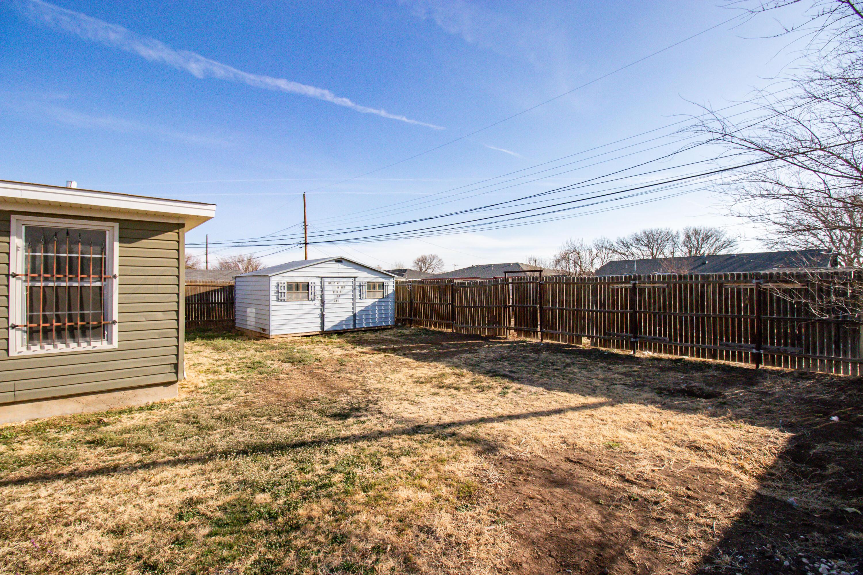 1612 Heather Street Amarillo, TX 79107 - Photo 25 of 31 storage
