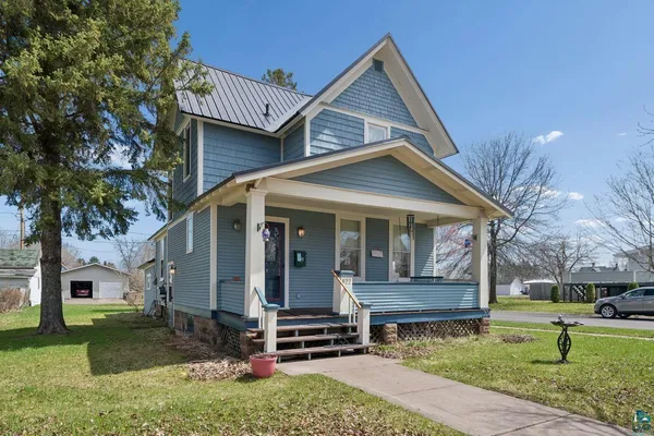 $165,500 | 822 3rd Avenue East, Ashland, WI 54806