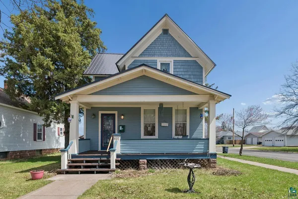 $165,500 | 822 3rd Avenue East, Ashland, WI 54806