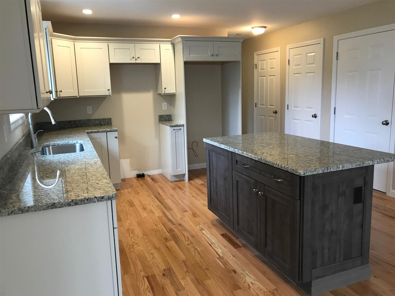 30 Violet Way, Unit 75 Loudon, NH 03307 - Photo 6 of 10 Gallery Image 6