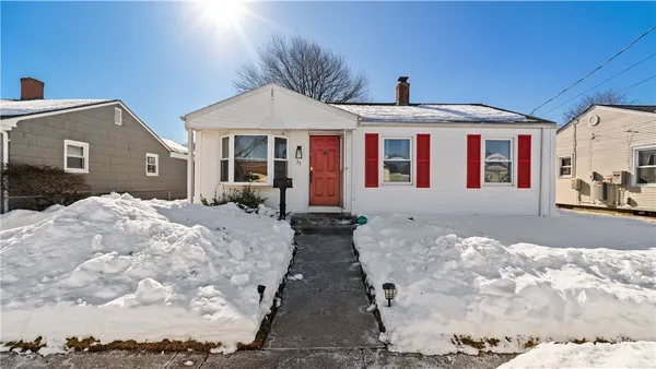 $390,000 | 33 Dover Street, Pawtucket, RI 02860